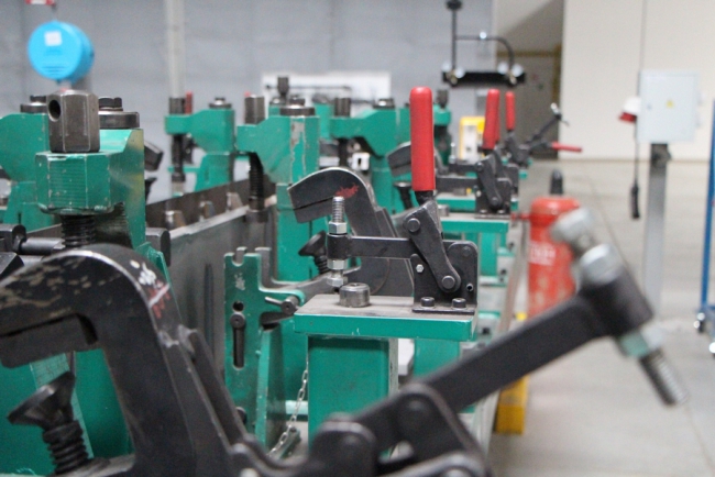 Заместитель министра промышленности РФ посещает завод в Энгельсе