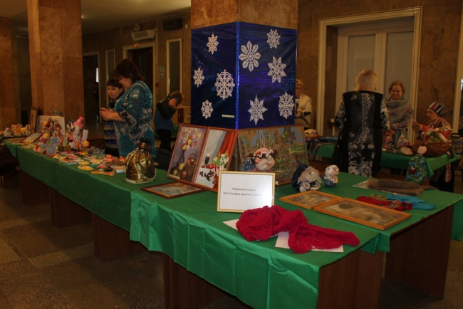 В Саратове подумывают о стелах «Мужчины любят женщин»