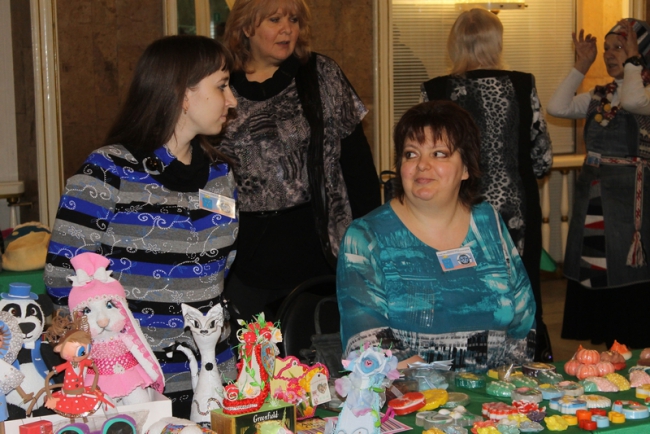 В Саратове подумывают о стелах «Мужчины любят женщин»