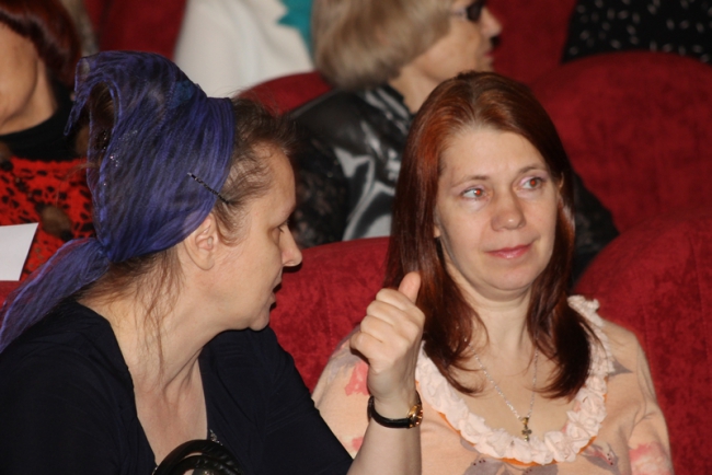 В Саратове подумывают о стелах «Мужчины любят женщин»