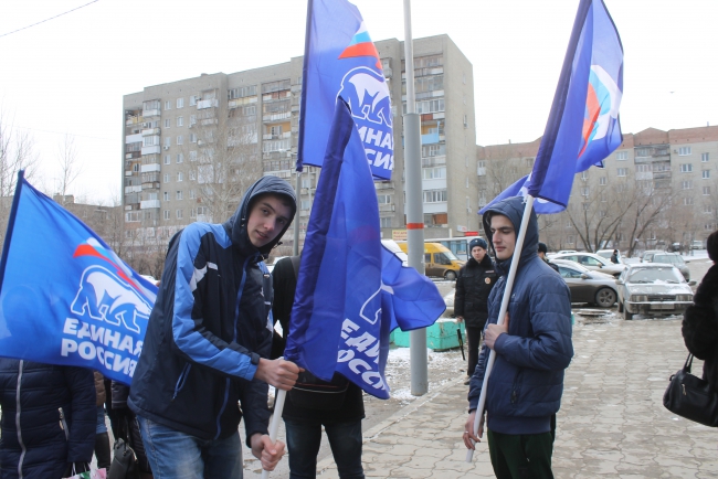 На митинге потребовали снести ларьки у ФОКа «Южный»