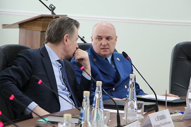 Зампрокурора области Световой появился на публике после ДТП