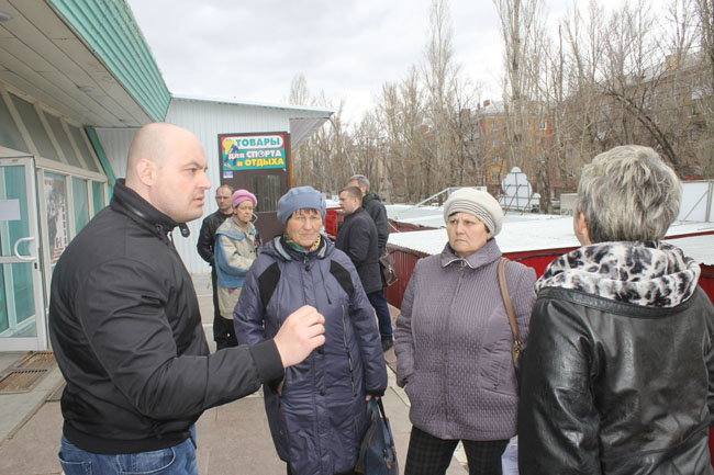 У опечатываемого ФОКа «Южный» конфликтуют сторонники и противники его закрытия