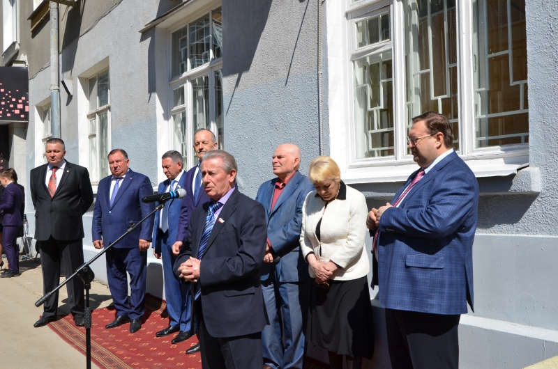 В Саратове открыли памятную доску Федору Григорьеву