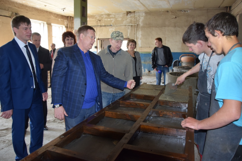 Панков: Нужно готовить специалистов, которые захотят остаться на селе