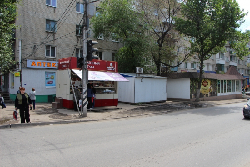 Рейд мэрии. У торговцев овощами изъяли весы и товар