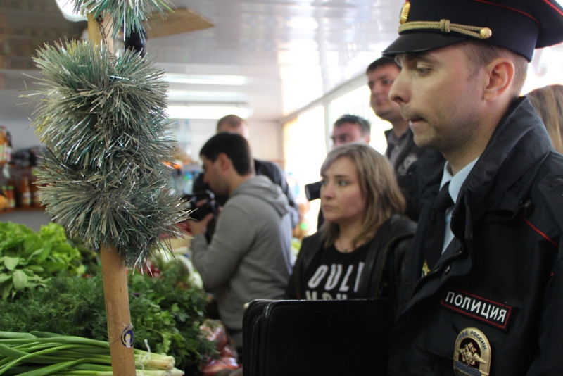 Рейд мэрии. У торговцев овощами изъяли весы и товар