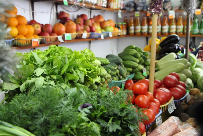 Рейд мэрии. У торговцев овощами изъяли весы и товар