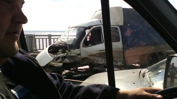 На мосту Саратов-Энгельс произошло три аварии