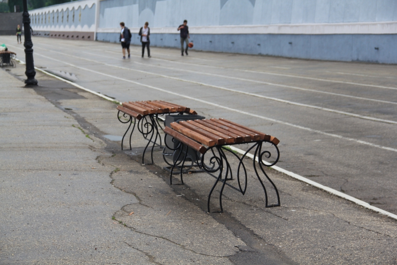 Завершен не очень старательный ремонт Набережной Космонавтов