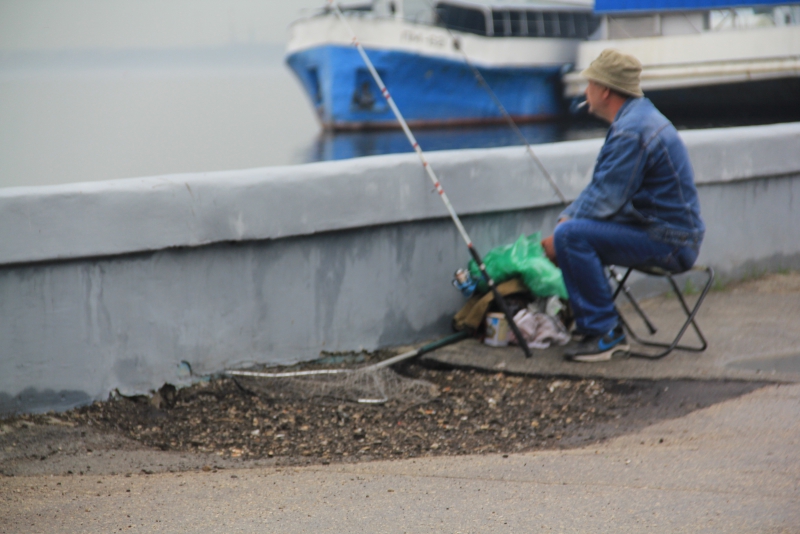 Завершен не очень старательный ремонт Набережной Космонавтов