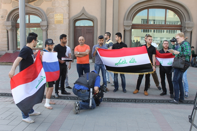 Студенты из Ирака вышли на акцию протеста против ИГИЛ