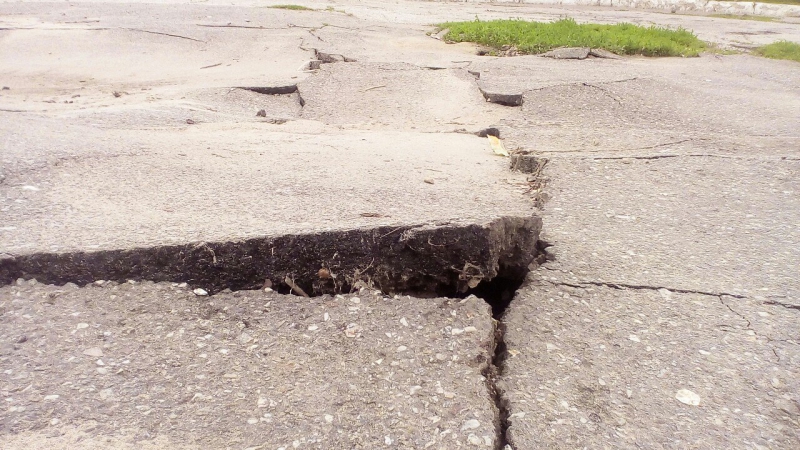 Набережная Космонавтов после ливня приобрела виды Апокалипсиса