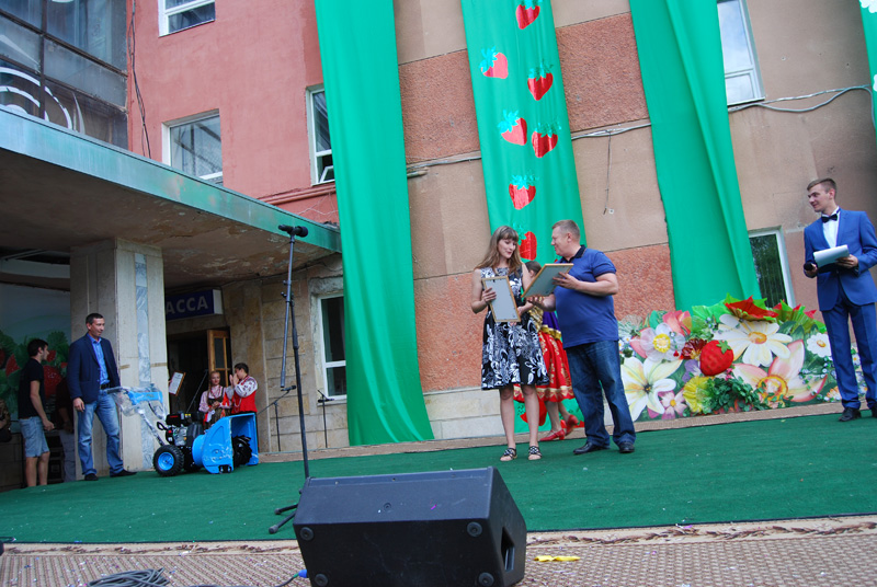 Победители конкурса «Лучшая сельская улочка» получили газонокосилку и снегоуборочную машину