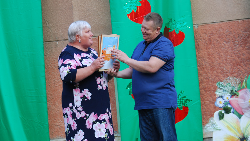 Победители конкурса «Лучшая сельская улочка» получили газонокосилку и снегоуборочную машину