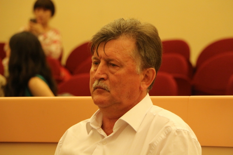 Валерий Сараев гарантировал качественный ремонт дорог Саратова