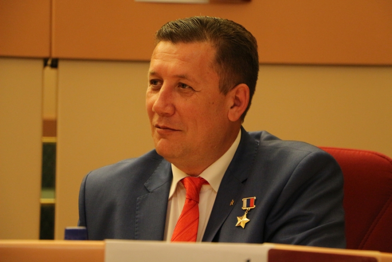 Валерий Сараев гарантировал качественный ремонт дорог Саратова