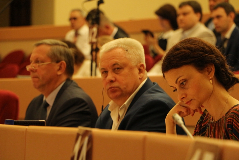 Валерий Сараев гарантировал качественный ремонт дорог Саратова