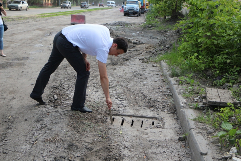 Fiskars инструменты для сада. Кронштейн для садовых инструментов фискарс. Огородная ремонт. Огородная ремонт. Огородная ремонт.