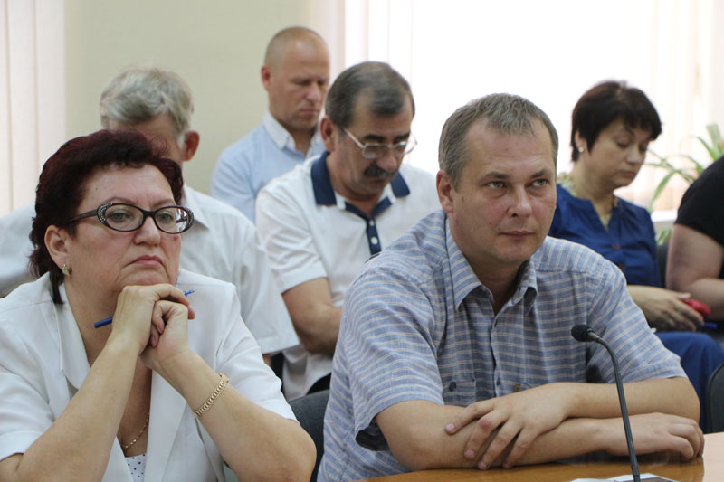 Депутаты гордумы не верят в способность мэрии найти выход из электрокризиса