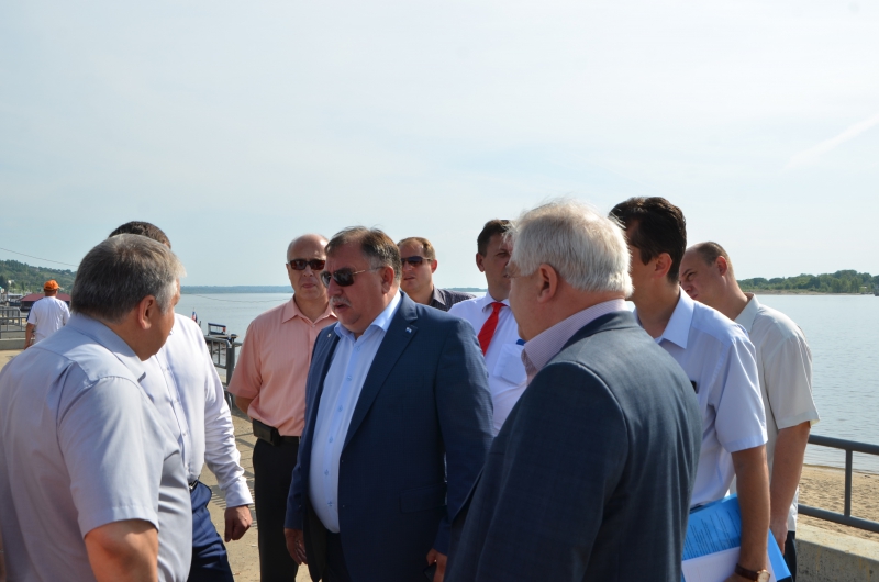 Пляжи замусорены бытовыми отходами и недоделана ногомойка