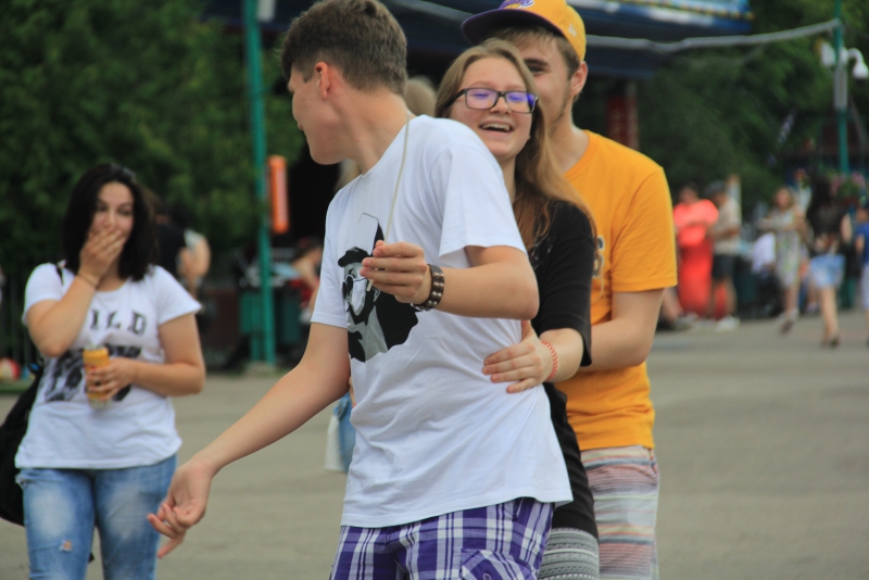 Под жарким солнцем Саратова прошла раздача окрошки