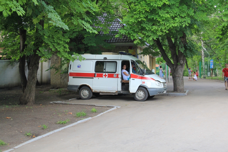 Под жарким солнцем Саратова прошла раздача окрошки