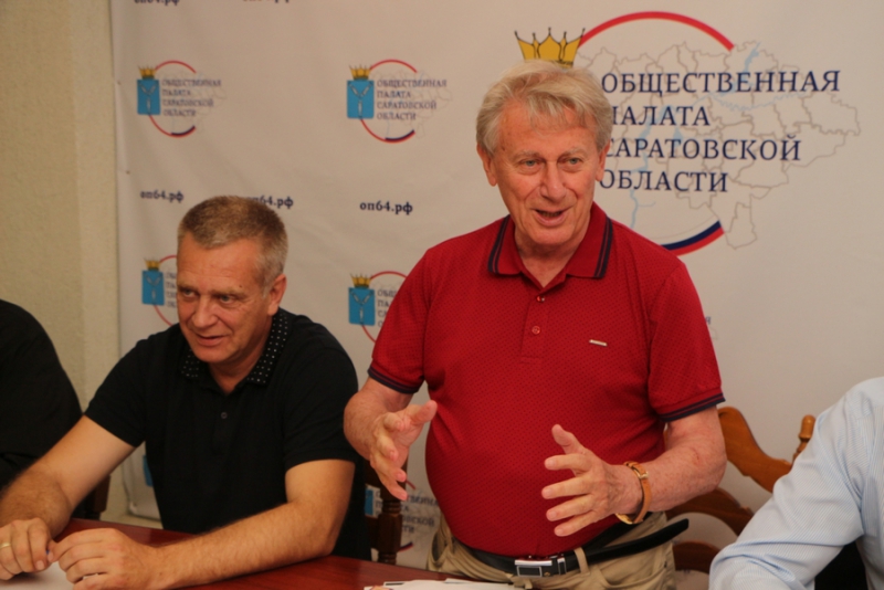 Ивана Кузьмина исключили из Общественной палаты под аплодисменты