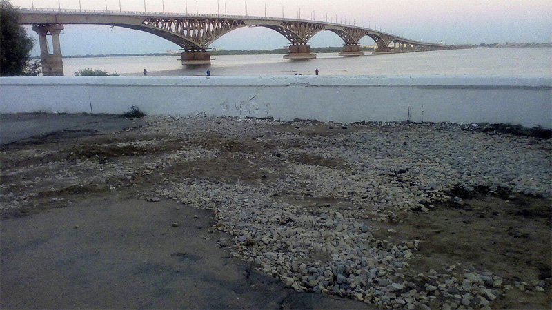 На «обезображенном» коллекторе оборудуют солярий и спортплощадки