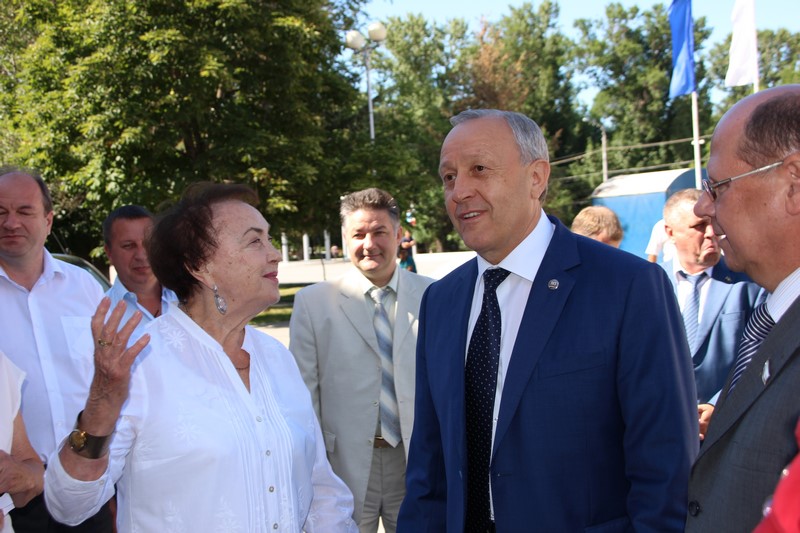 В Энгельсе открыли картинную галерею