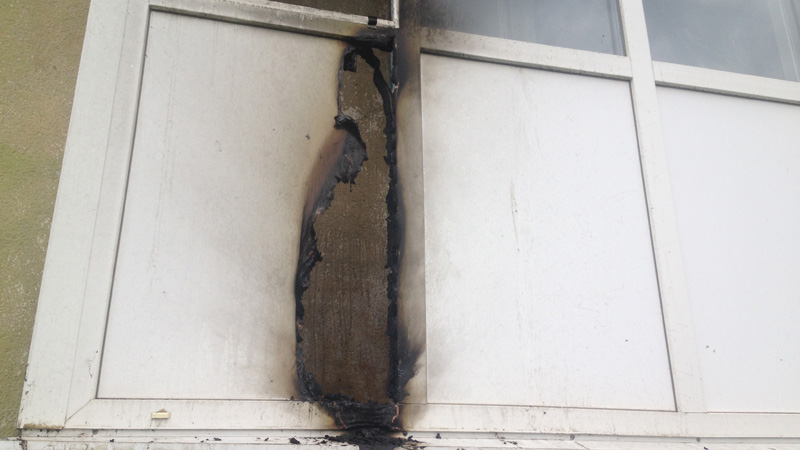 Циркач-гастролер запалил балкон, чтобы выманить девушку