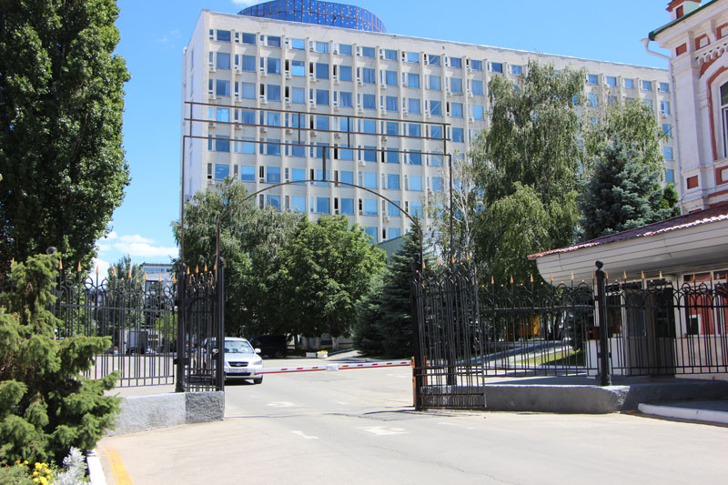 В Саратове потребовали отправить в отставку сенатора Бокову