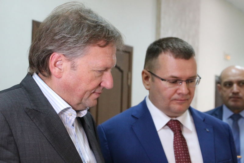 Визит российского бизнес-омбудсмена в Саратов обернулся политагитацией
