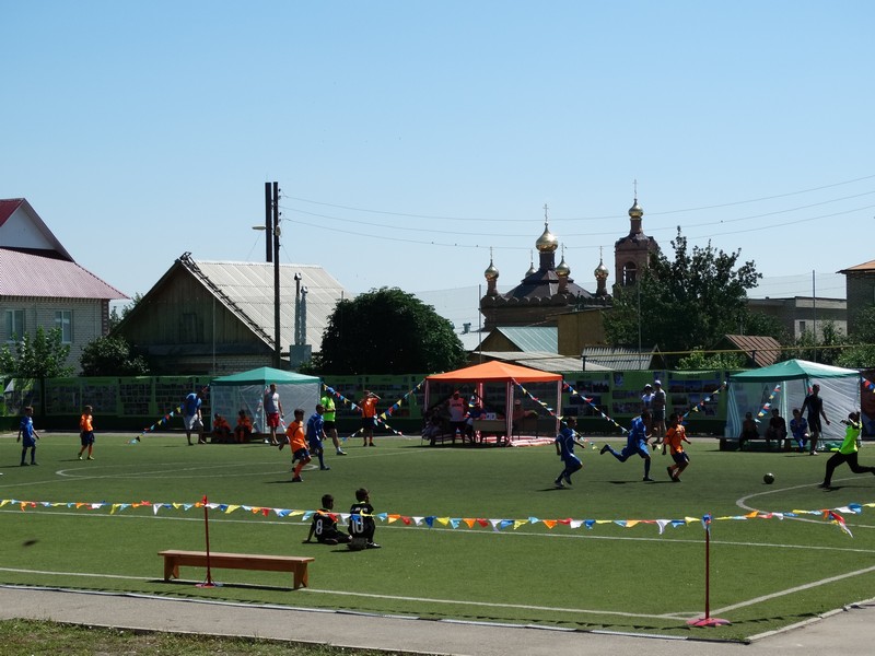 В Хвалынске прошел мини-футбольный Мемориал Константина Еременко