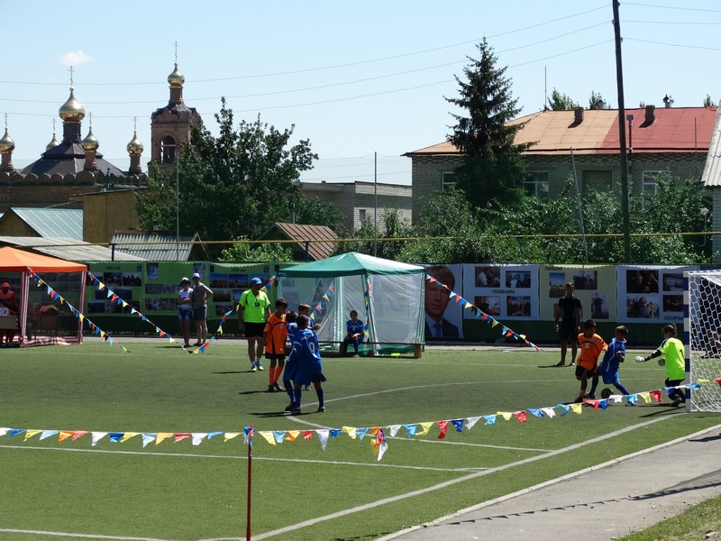 В Хвалынске прошел мини-футбольный Мемориал Константина Еременко