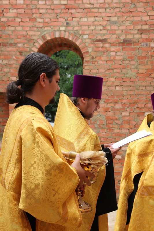 На Ильинской площади совершен чин основания нового храма