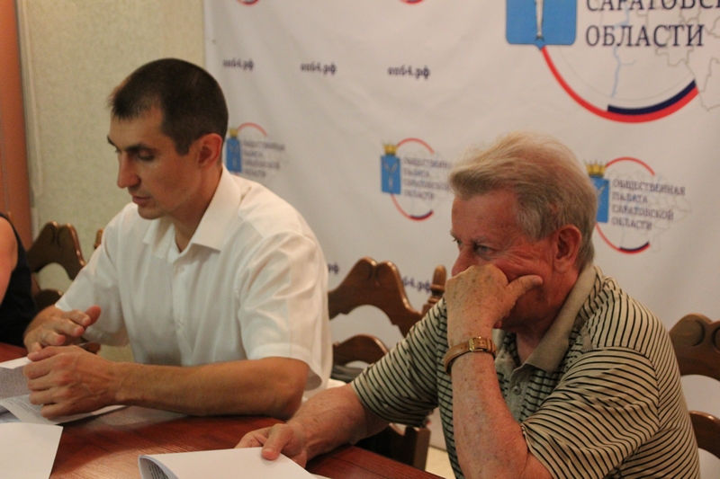 Полиция хочет получить право штрафовать за «справление нужды» и приставание