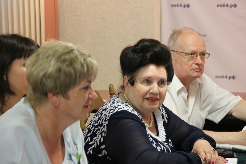 Полиция хочет получить право штрафовать за «справление нужды» и приставание