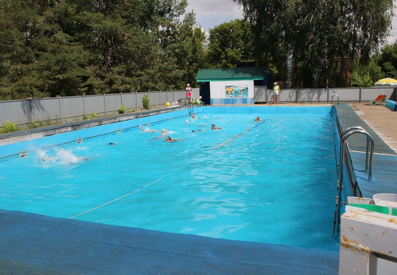 ОНФ: Врачи вынуждены брать неоплачиваемый отпуск для работы в лагерях