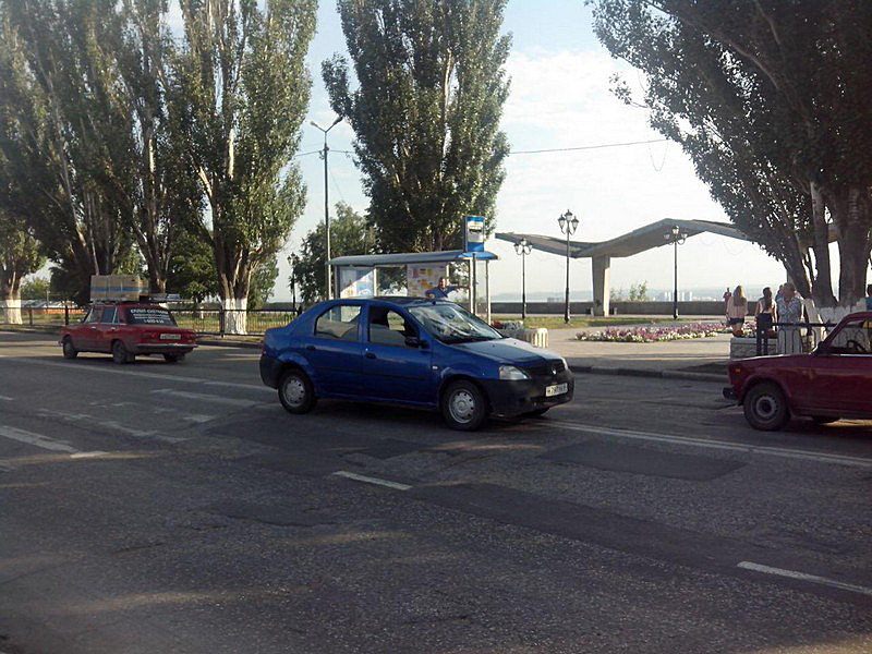 Рядом с акцией МГЕР у аэропорта таксист сбил пешехода