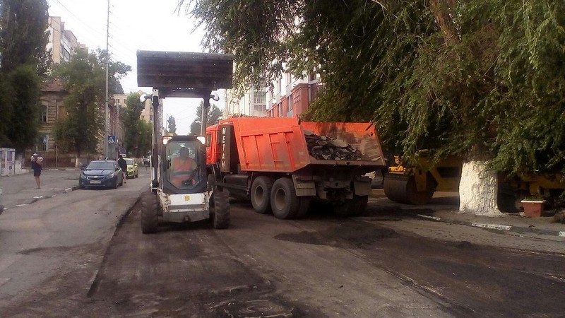 Губернатору рассказали, как отремонтируют улицу Радищева