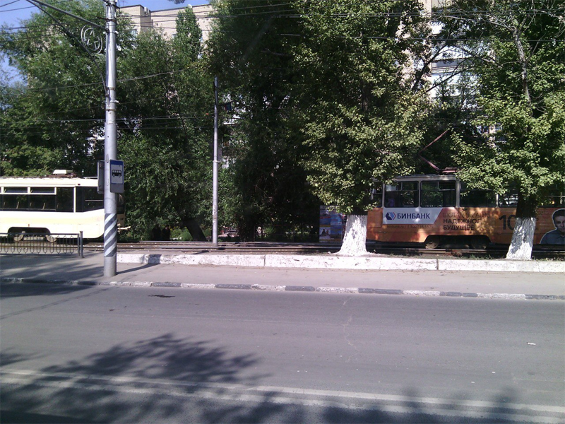 На 1-й Дачной сошел с рельсов трамвай