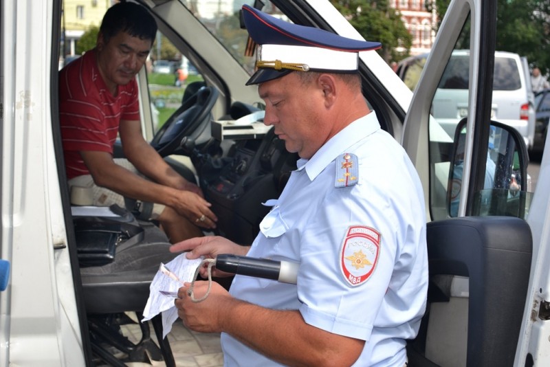 Автоинспекторы во время рейда сняли с маршрута 3 автобуса