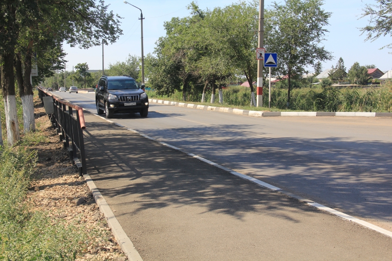 В Ершове впервые появились бордюры