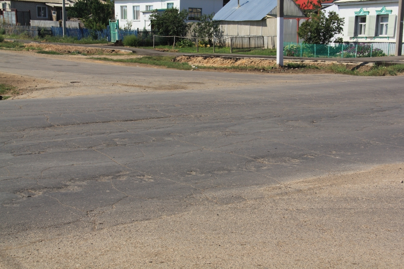 В Ершове впервые появились бордюры