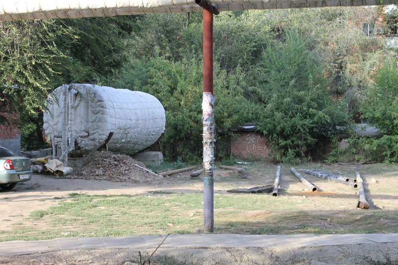 Жильцы дома на Тельмана пожаловались на скверный запах