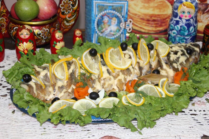 Педагогическая конференция началась с опозданием из-за хлебосольства и песнопений