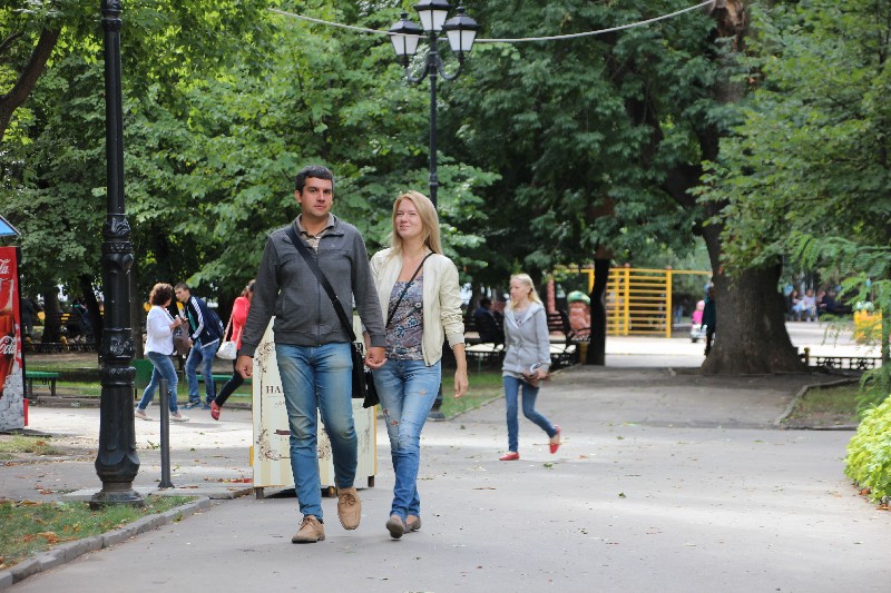 Саратовцы встретили первый день осени. Фоторепортаж