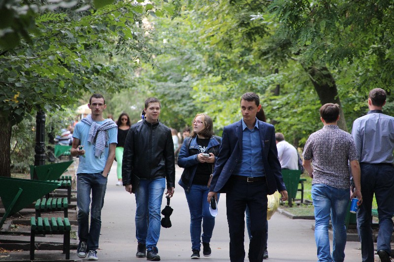 Саратовцы встретили первый день осени. Фоторепортаж