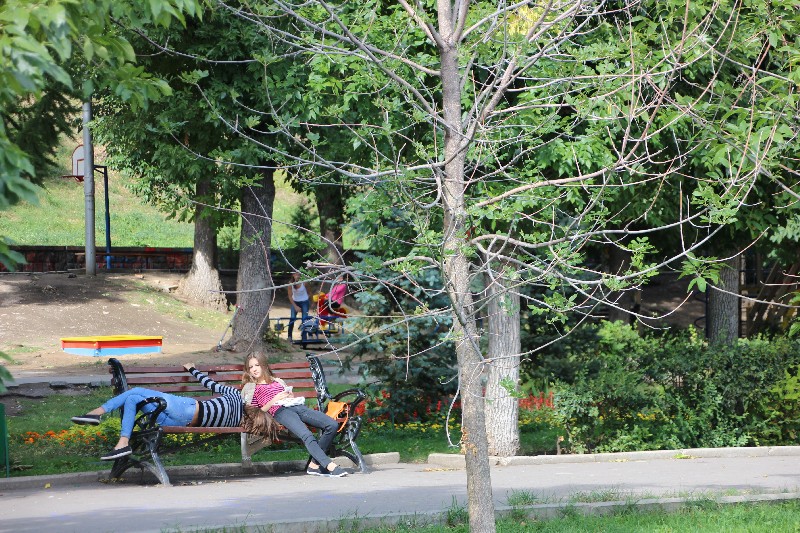 Саратовцы встретили первый день осени. Фоторепортаж